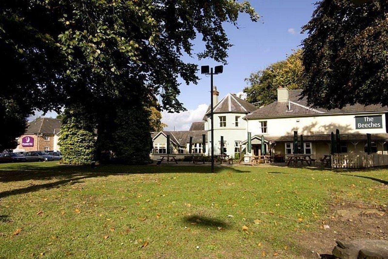 Premier Inn Wrexham North 외부 사진